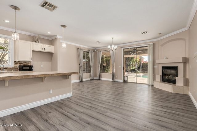 9141 W YUKON Drive, Peoria, AZ 85382