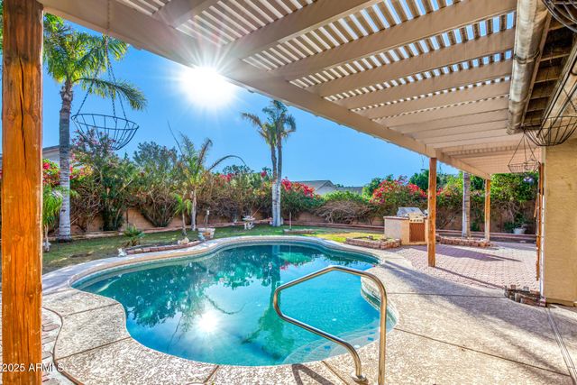 9141 W YUKON Drive, Peoria, AZ 85382