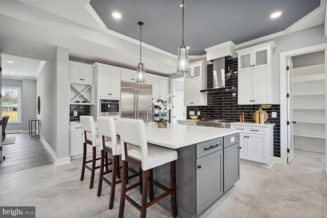 8616 JONES MILL RD, Chevy Chase, MD 20815