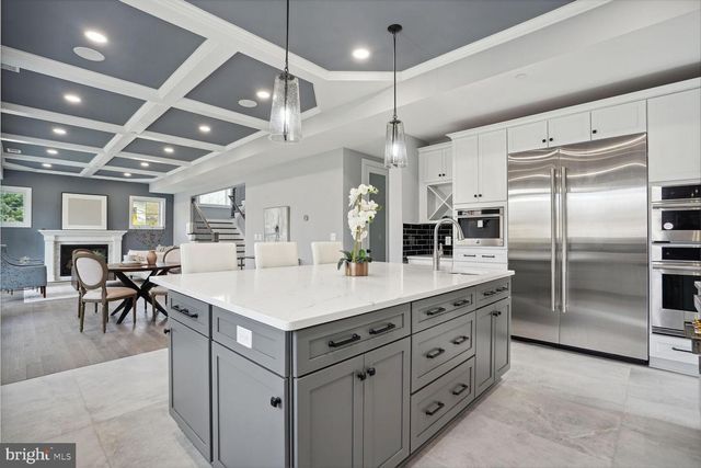 8616 JONES MILL RD, Chevy Chase, MD 20815