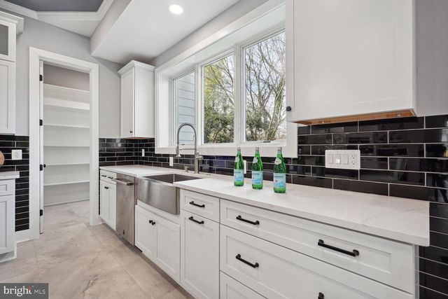 8616 JONES MILL RD, Chevy Chase, MD 20815
