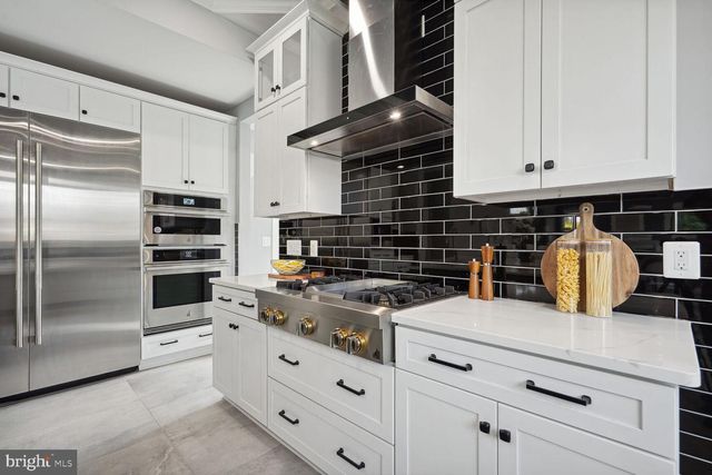 8616 JONES MILL RD, Chevy Chase, MD 20815