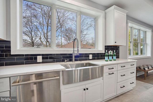 8616 JONES MILL RD, Chevy Chase, MD 20815