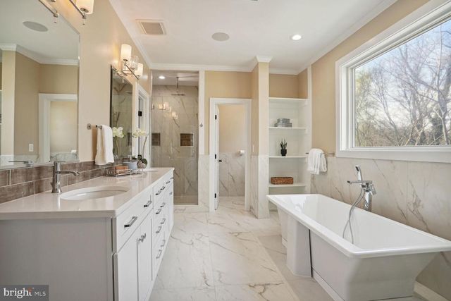 8616 JONES MILL RD, Chevy Chase, MD 20815