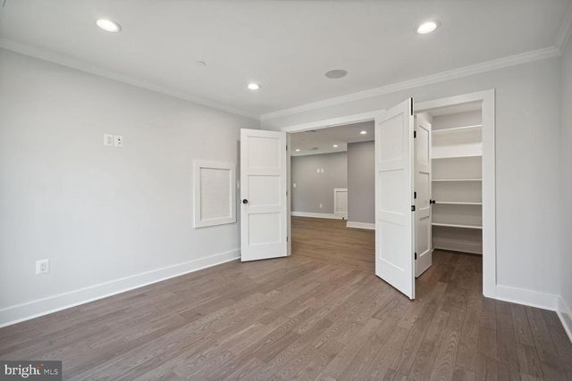 8616 JONES MILL RD, Chevy Chase, MD 20815
