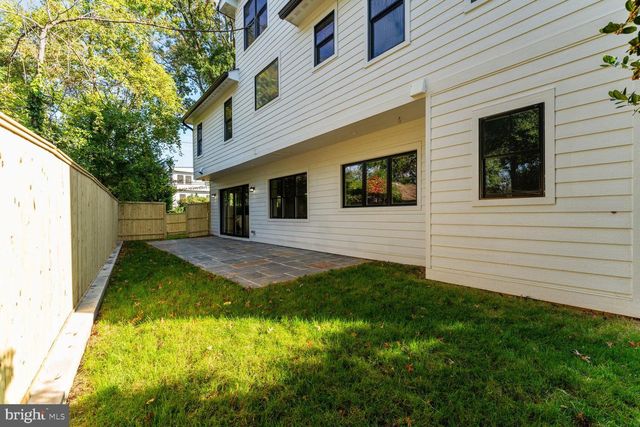 8616 JONES MILL RD, Chevy Chase, MD 20815