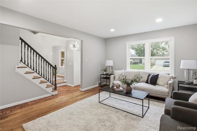 18570 Parklane Street, Livonia, MI 48152
