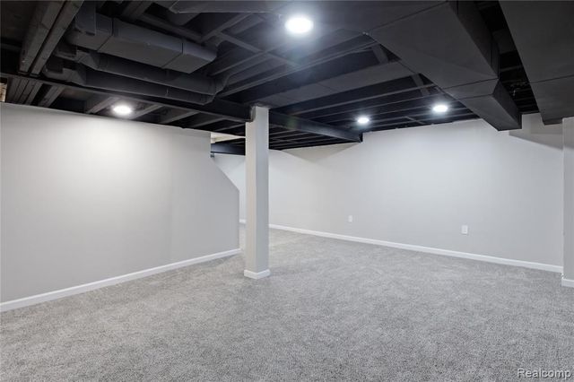 18570 Parklane Street, Livonia, MI 48152