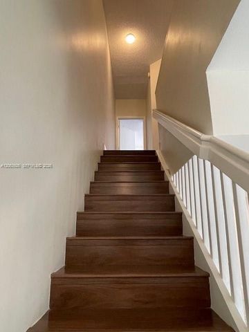 1448 Barcelona Way 1-23, Weston, FL 33327
