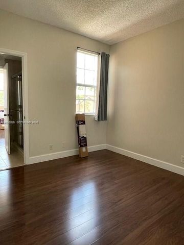 1448 Barcelona Way 1-23, Weston, FL 33327