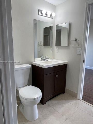 1448 Barcelona Way 1-23, Weston, FL 33327