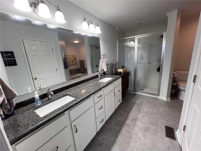 3113 Cedar Crest Lane, Chillicothe, MO 64601