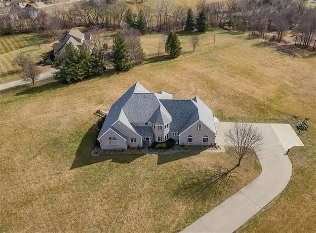 3113 Cedar Crest Lane, Chillicothe, MO 64601