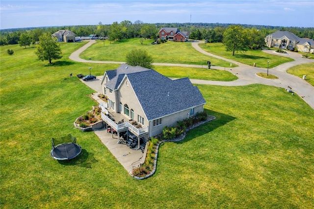 3113 Cedar Crest Lane, Chillicothe, MO 64601