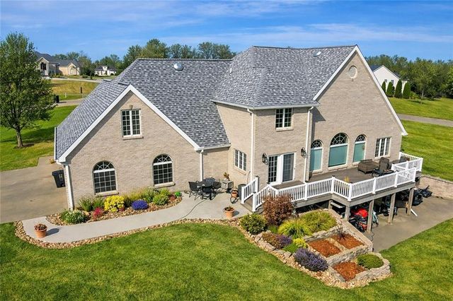 3113 Cedar Crest Lane, Chillicothe, MO 64601