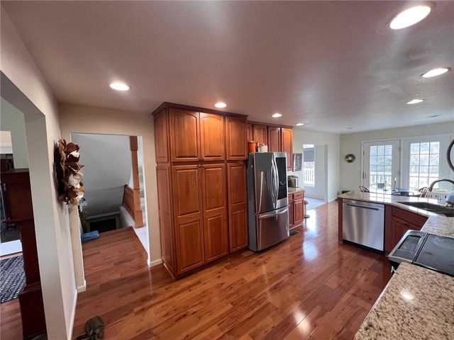 3113 Cedar Crest Lane, Chillicothe, MO 64601