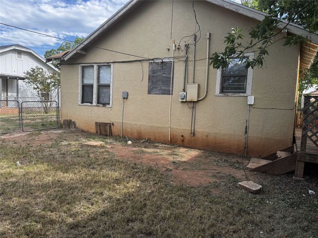 2958 Russell Avenue, Abilene, TX 79605