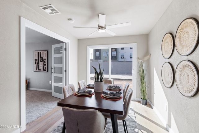 1847 E PINCHOT Avenue, Phoenix, AZ 85016