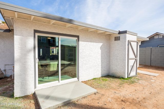 1847 E PINCHOT Avenue, Phoenix, AZ 85016