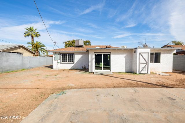 1847 E PINCHOT Avenue, Phoenix, AZ 85016