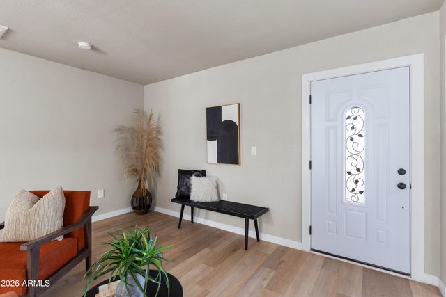 1847 E PINCHOT Avenue, Phoenix, AZ 85016