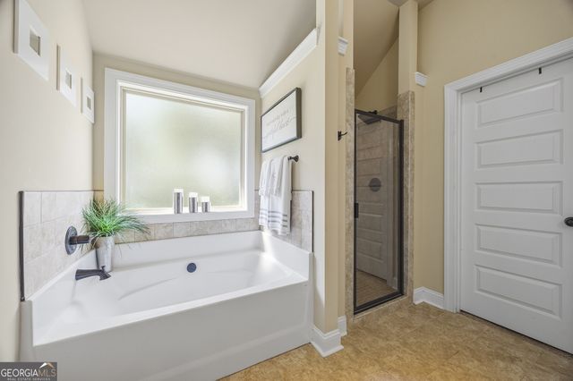 440 Homestead Circle, Forsyth, GA 31029