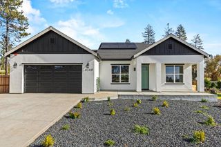 6148 Ripley Ln, Paradise, CA 95969