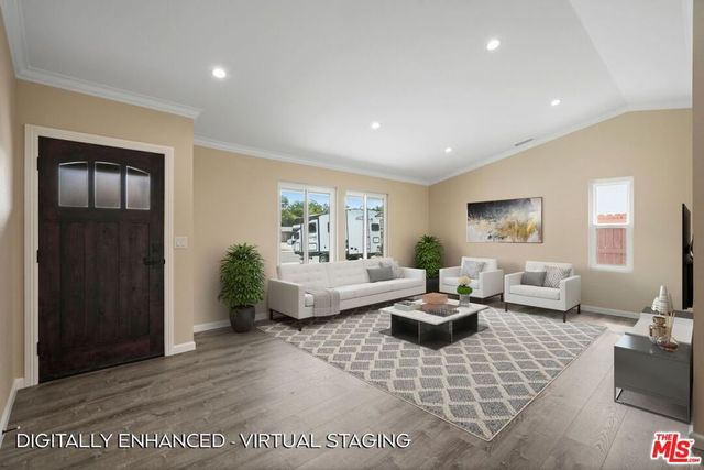 4362 Milpas Street, Camarillo, CA 93012