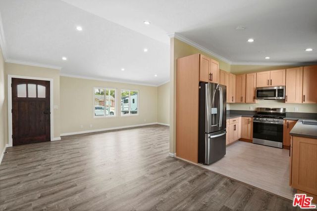 4362 Milpas Street, Camarillo, CA 93012