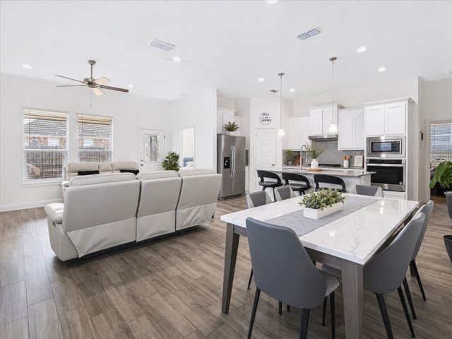 2220 Redwing Drive, Denton, TX 76205