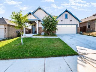 2220 Redwing Drive, Denton, TX 76205
