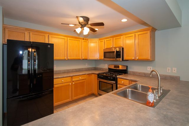 326 Goldenview Drive, Battle Creek, MI 49014