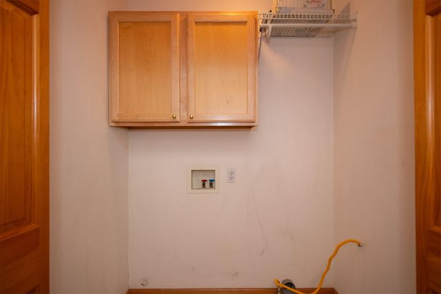 326 Goldenview Drive, Battle Creek, MI 49014