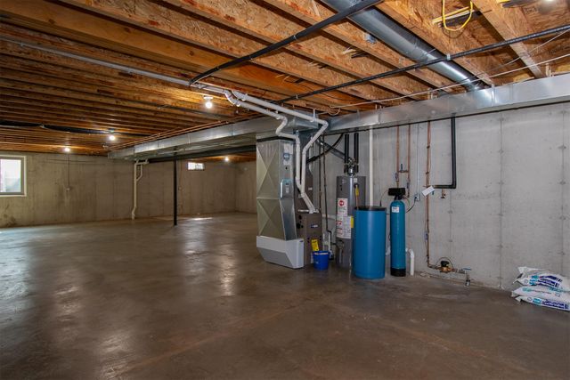 326 Goldenview Drive, Battle Creek, MI 49014