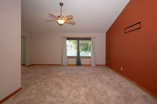 326 Goldenview Drive, Battle Creek, MI 49014