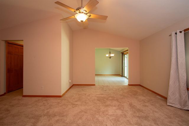 326 Goldenview Drive, Battle Creek, MI 49014