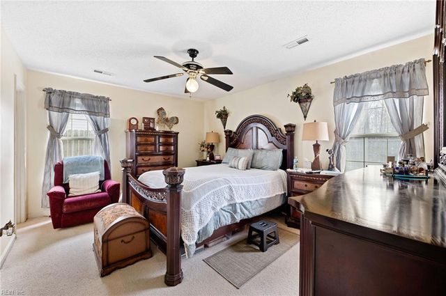 113 Kincaid LN, Hampton, VA 23666