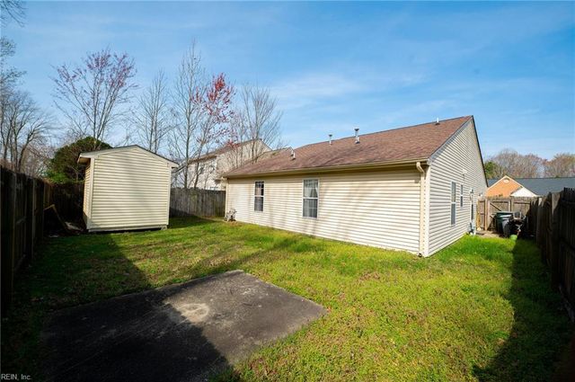 113 Kincaid LN, Hampton, VA 23666