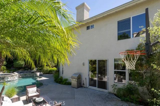 7259 Glenhaven Court, West Hills, CA 91307