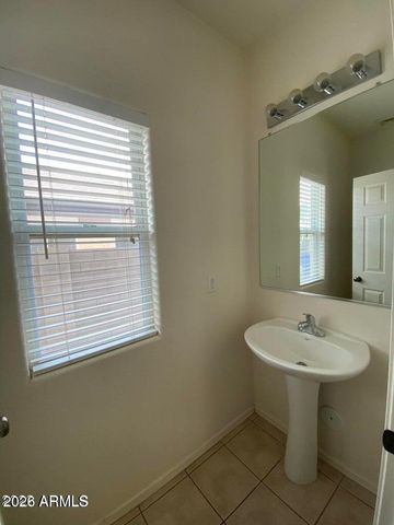 4414 E PEACH TREE Drive, Chandler, AZ 85249