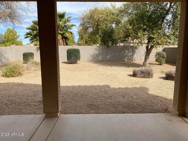 4414 E PEACH TREE Drive, Chandler, AZ 85249