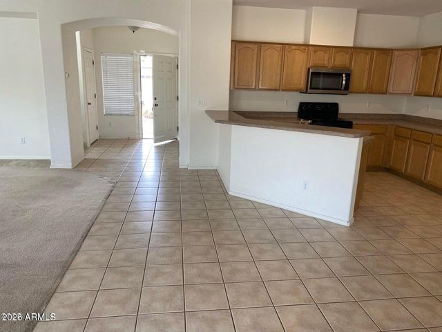 4414 E PEACH TREE Drive, Chandler, AZ 85249