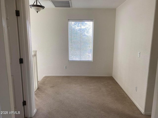 4414 E PEACH TREE Drive, Chandler, AZ 85249