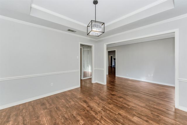 1011 Briar Hill Circle, Duncanville, TX 75137