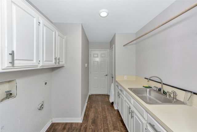 1011 Briar Hill Circle, Duncanville, TX 75137