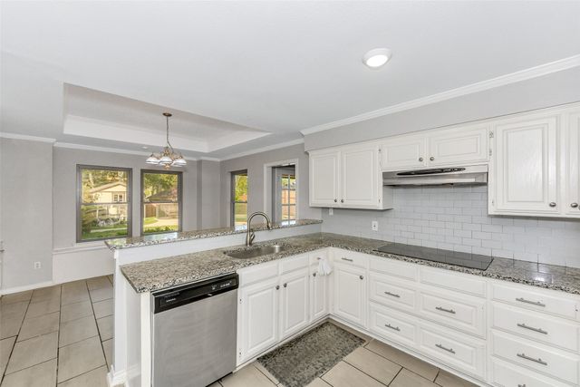 1011 Briar Hill Circle, Duncanville, TX 75137