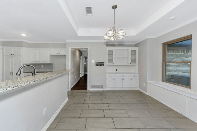 1011 Briar Hill Circle, Duncanville, TX 75137