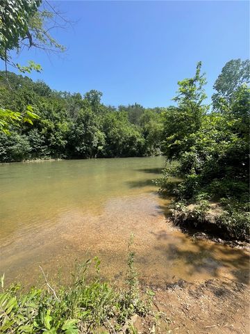7746 Highway 221, Eureka Springs, AR 72632