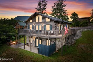 705 Rondayview Lane, Sevierville, TN 37876