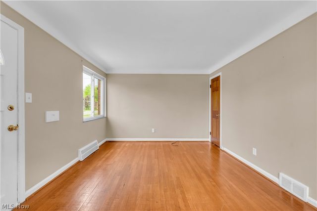20470 Lake Shore Boulevard, Euclid, OH 44123